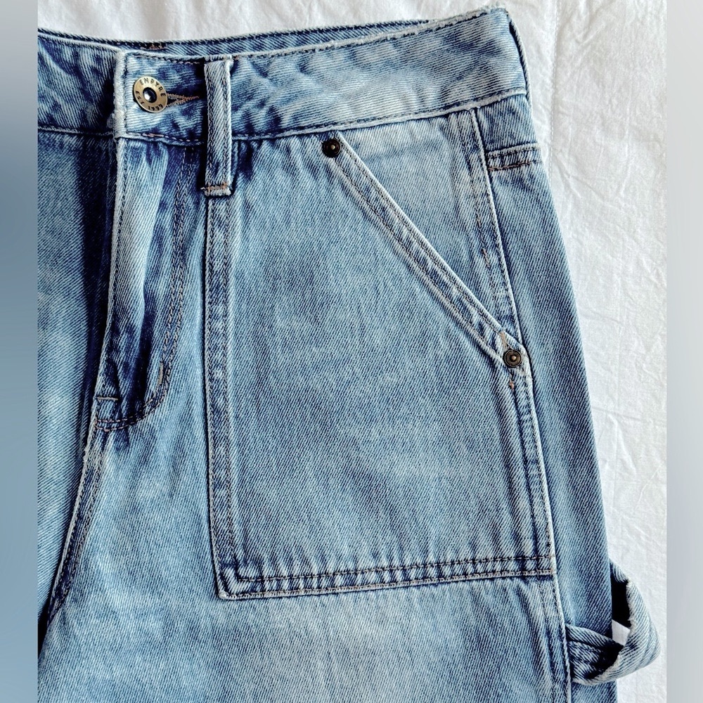 Y2K Skater style Jean Zumiez